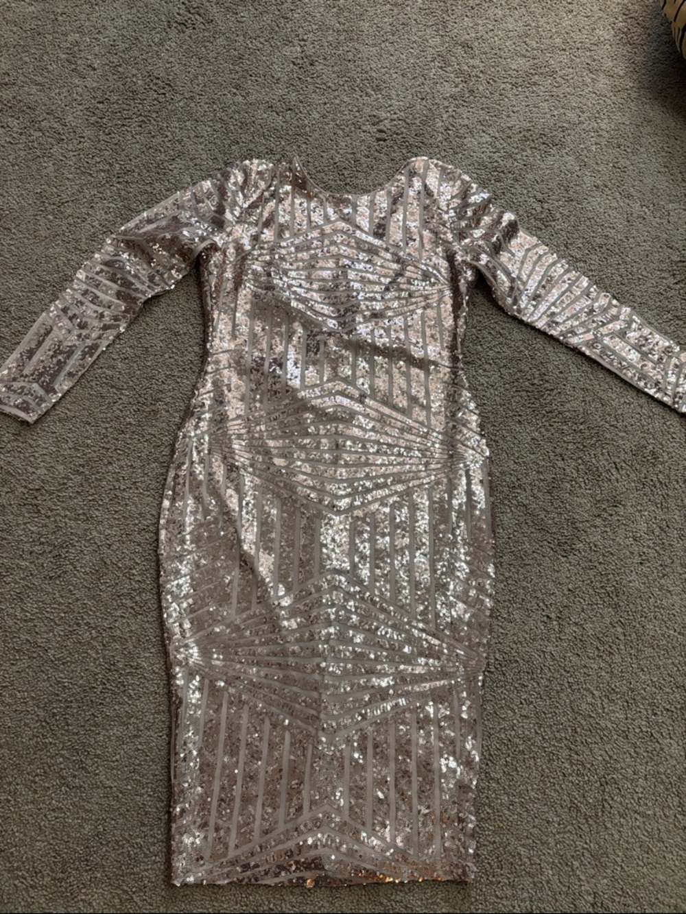 Boohoo Rose Gold Sequin Long Sleeve Bodycon Dress